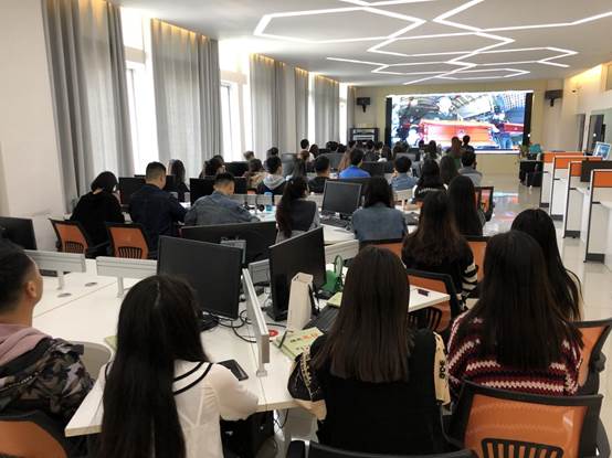 说明:911990581708646969